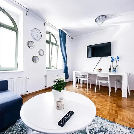 Levax Living - Stadion - Clarapark - 54qm